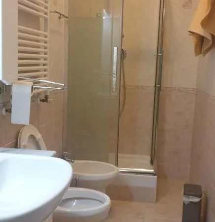 Хостел Volturnoguesthouse2 *